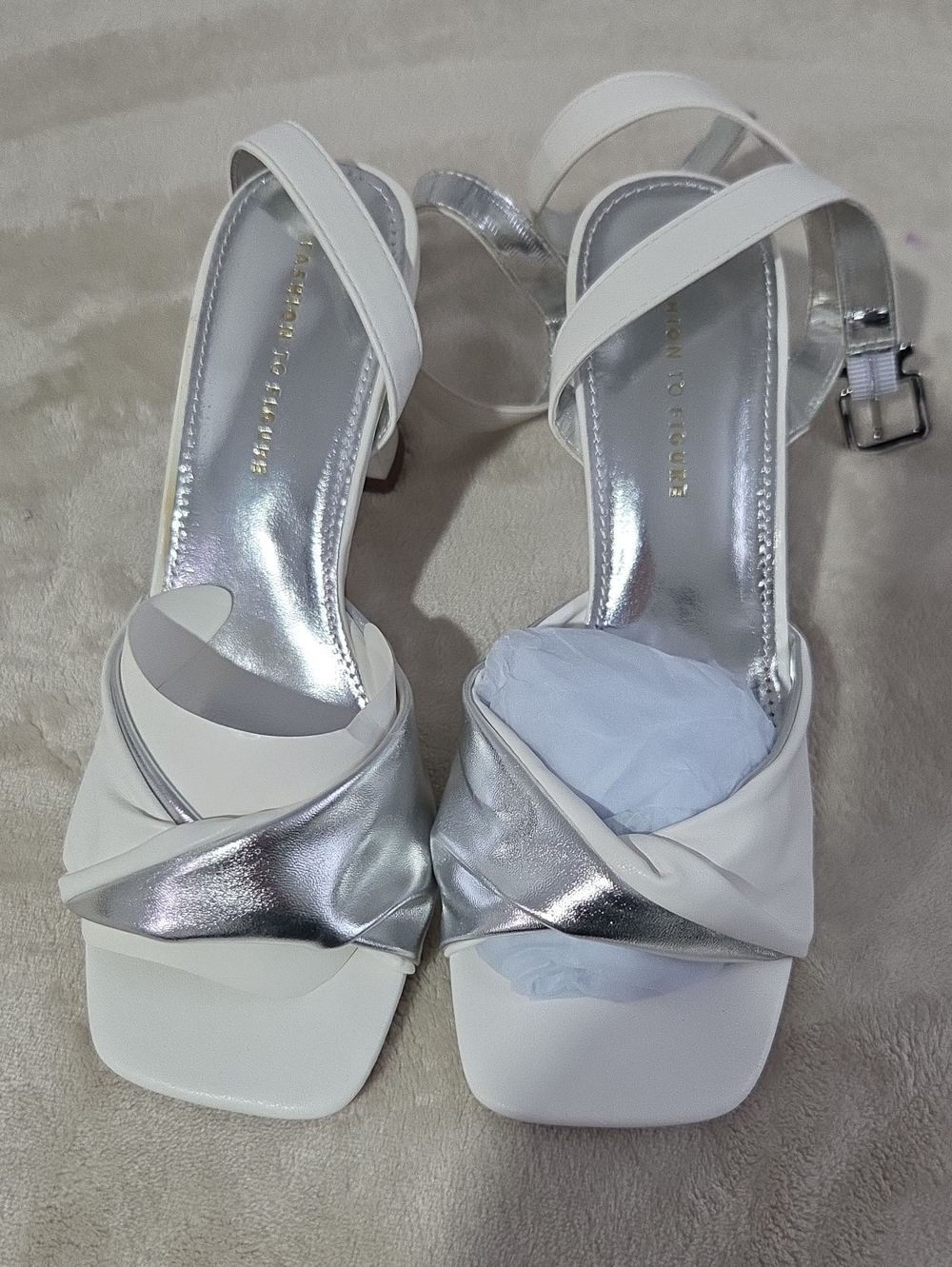 Fashion to Figure White & Silver Knot Front Block Heel Sandals - Women